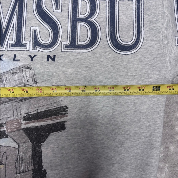 Abercrombie & Fitch Gray Brooklyn NY Williamsburg Crewneck Sweatshirt Pullover M - Picture 5 of 7